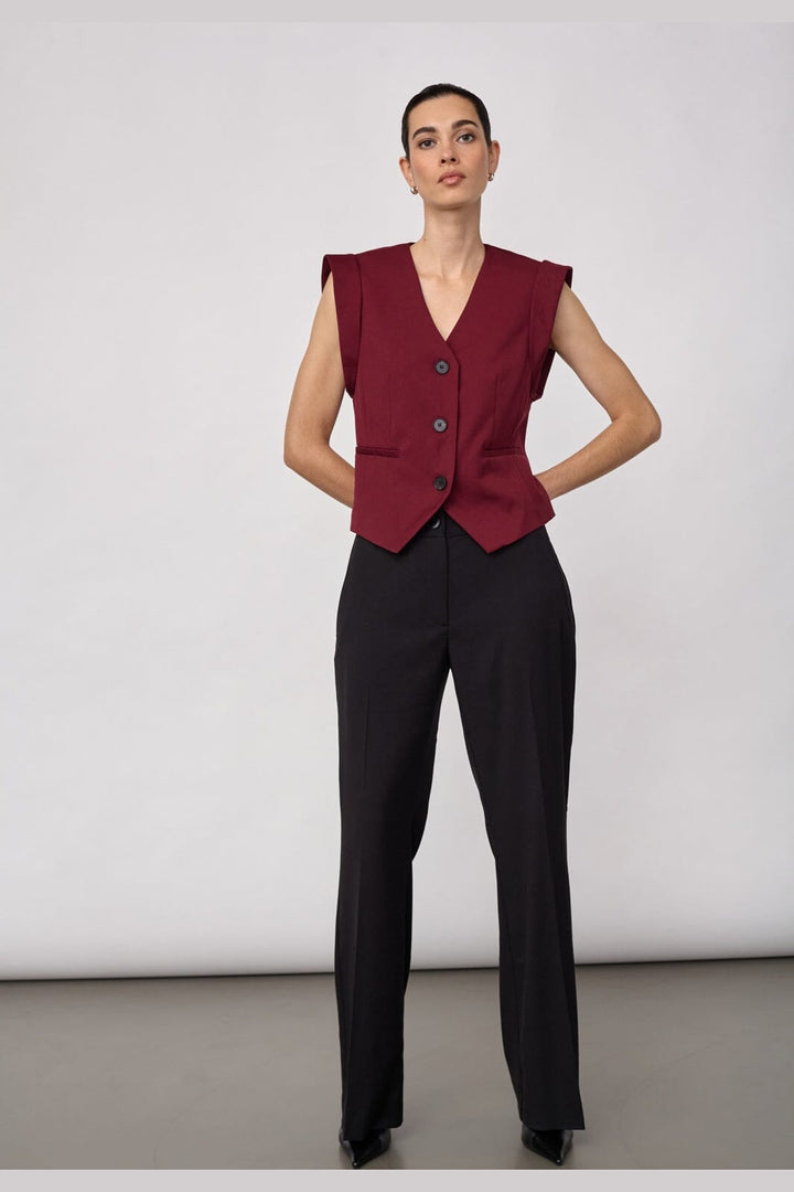Co´Couture - Volicc Fitted Wing Vest 500287 - 30006 - Berry Red