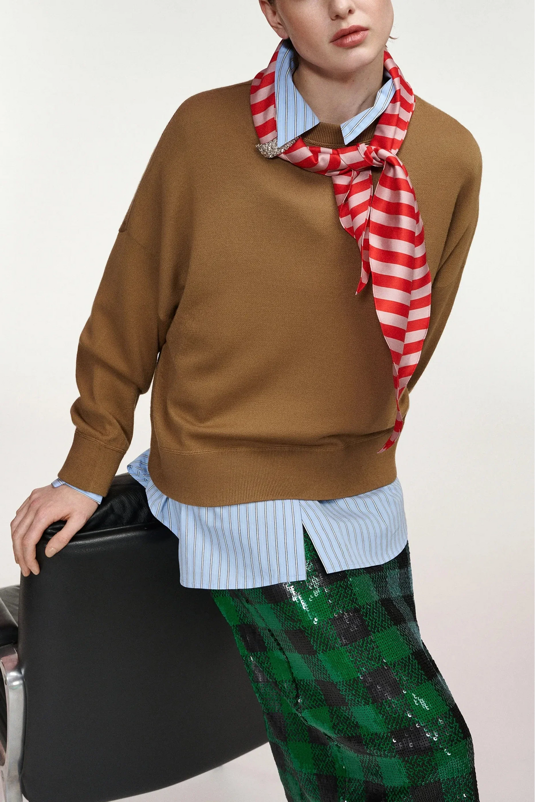 Essentiel Antwerp - Kurtis Pullover With Scarf - Cc05 Camel Club Bluser 