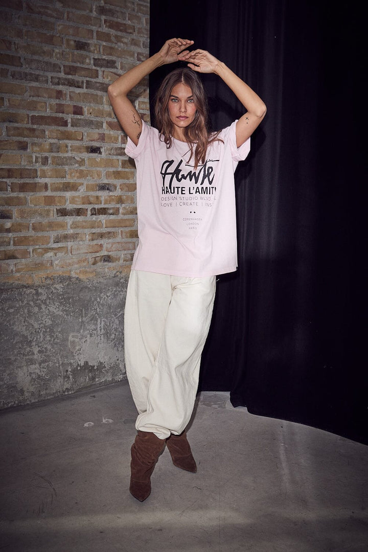 Haute L'Amitié - Studio Loose Tag Tee HL10758 - Iced Rose T-shirts 