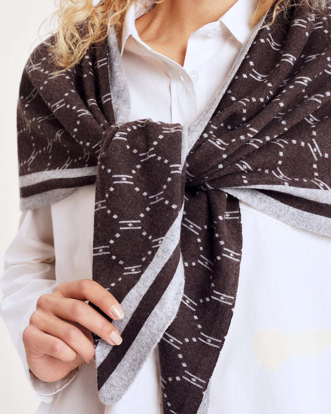 Hype The Detail - Triangle Scarf 960-83 - 89 - Brun Tørklæder 