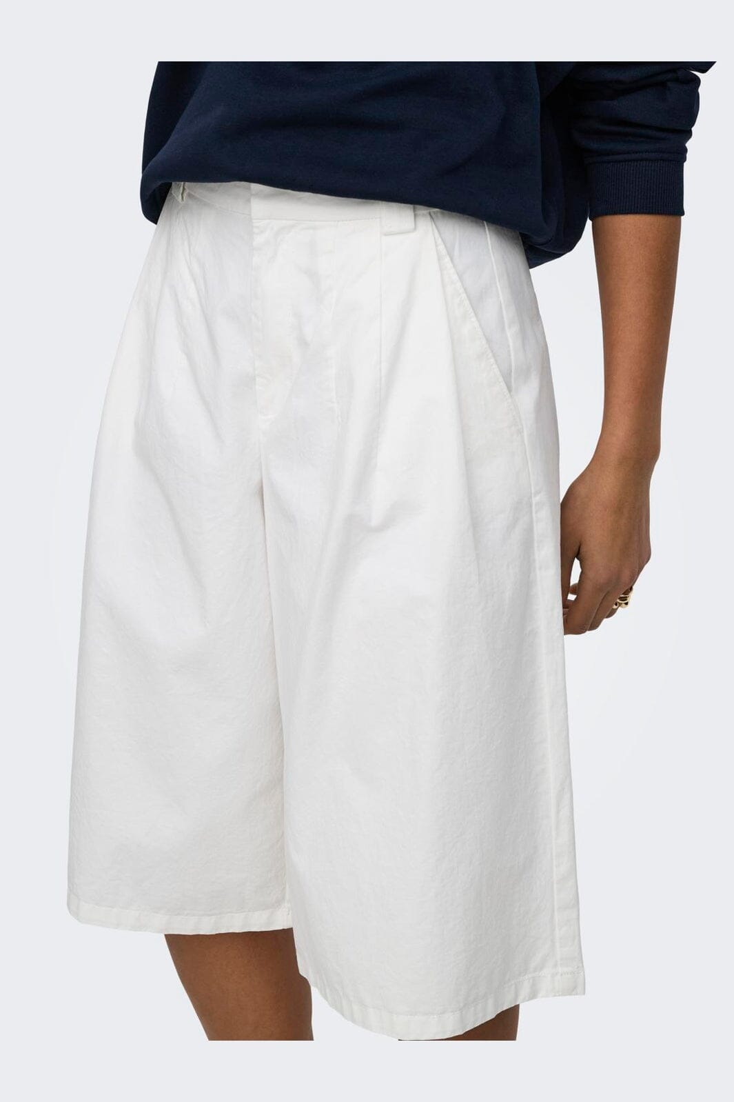 JDY - Jdybianca Bermuda Shorts - 4971111 White