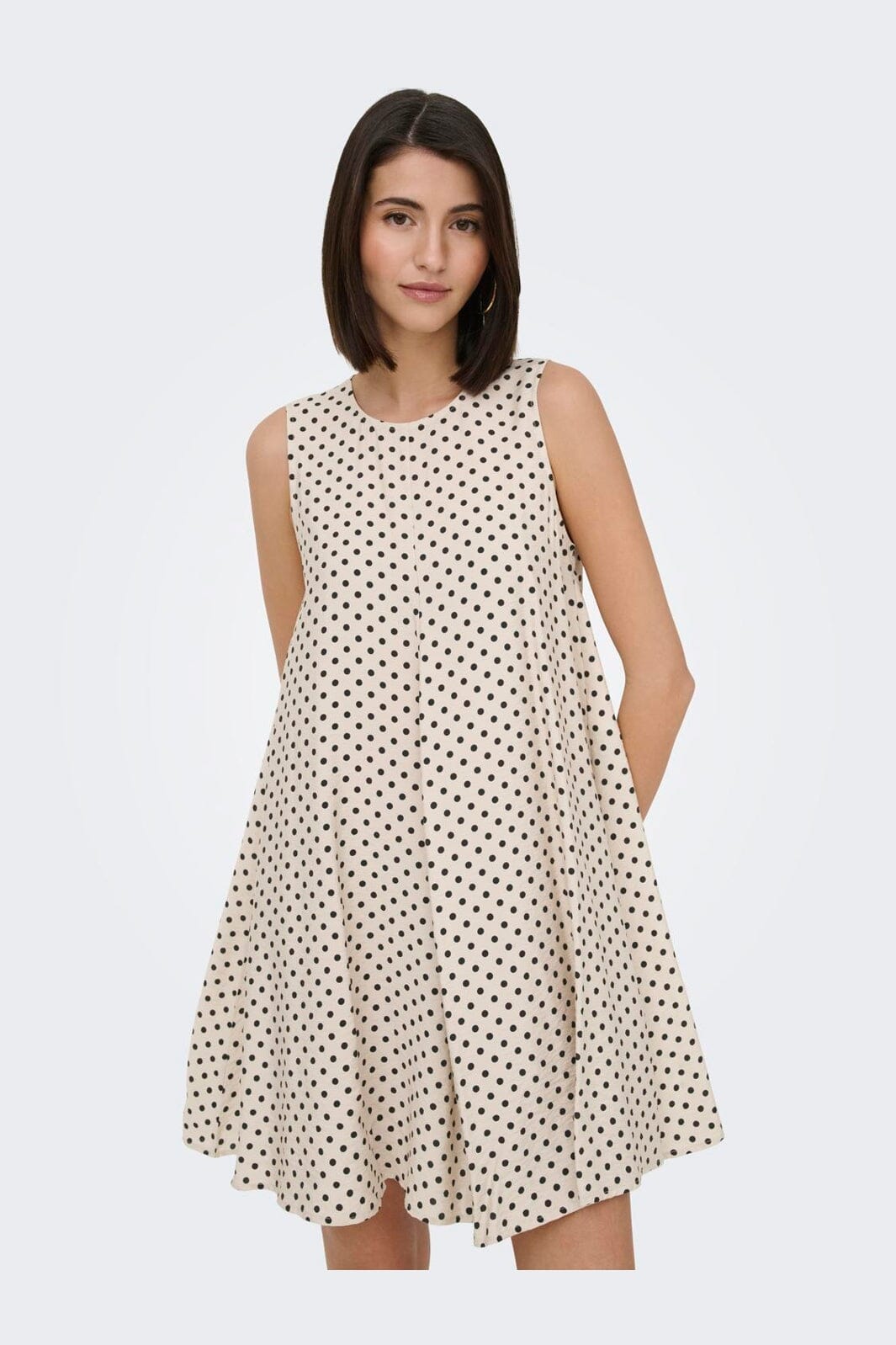 JDY - Jdytroya Barbara Life S/L Dress - 5054434 Pumice Stone 21-03-26 Pumice Stone W. Black Dot