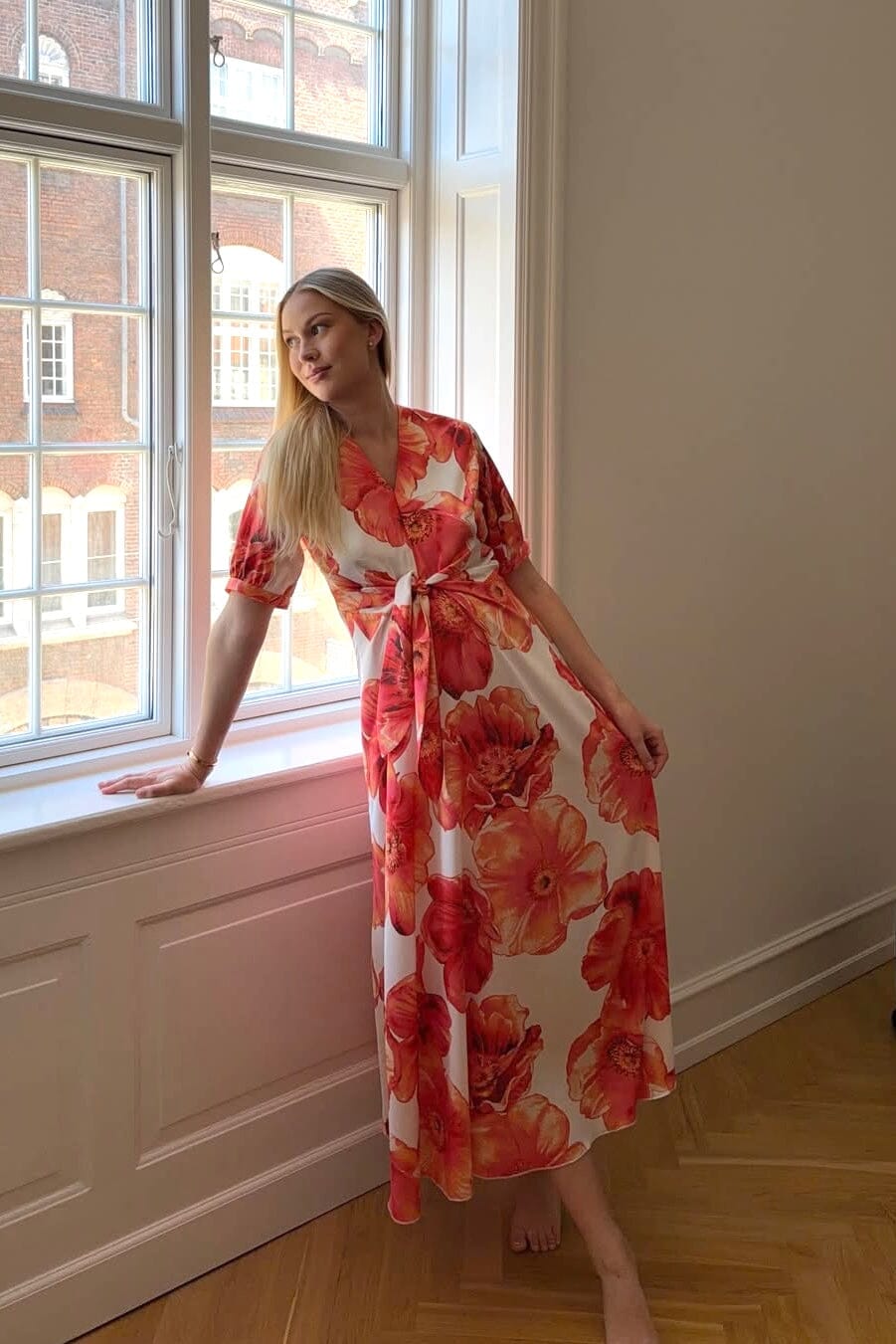 Karmamia - Faye Dress 2451 - Maui Flower Kjoler 