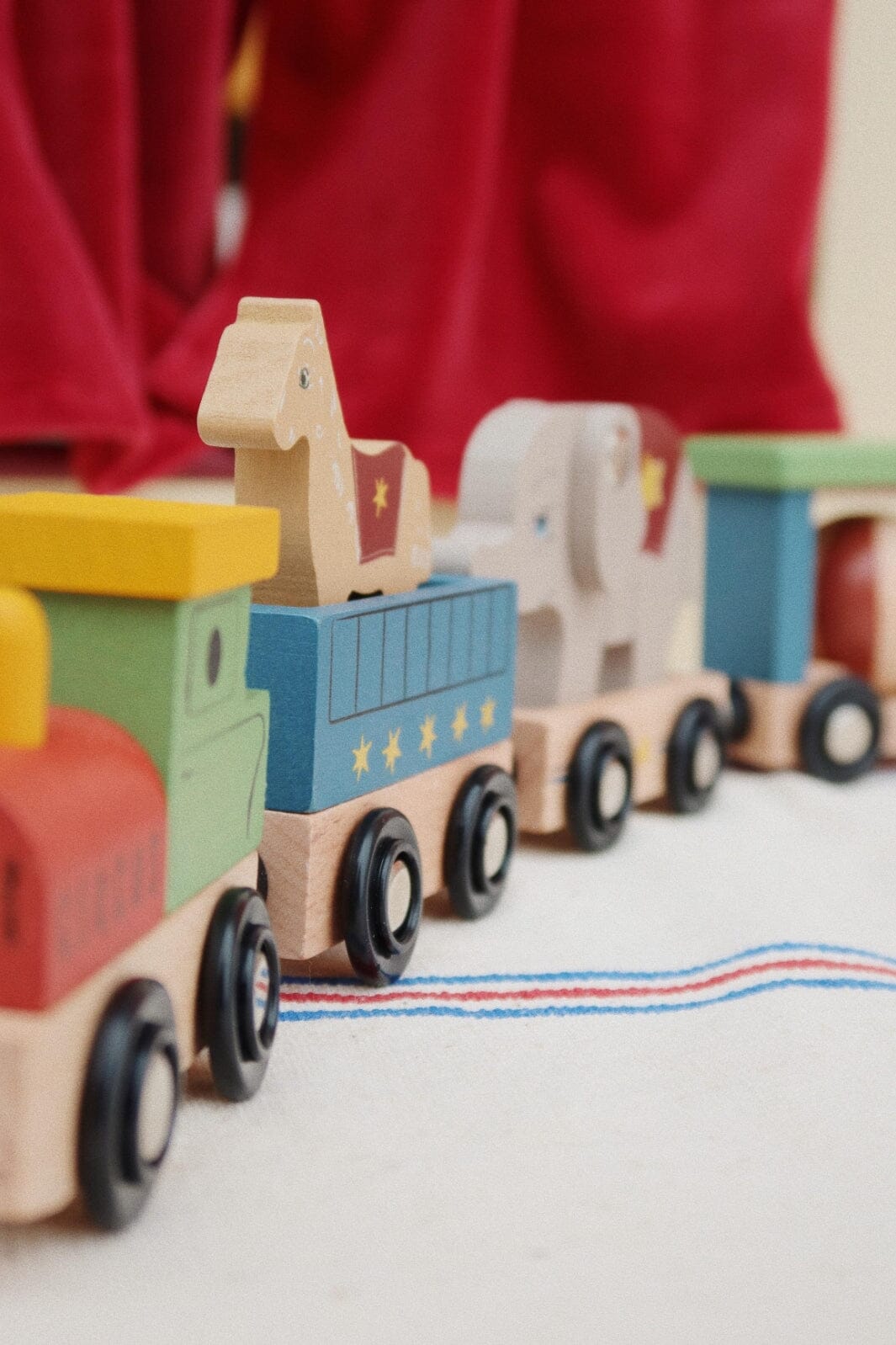 Konges Sløjd - Wooden Animal Train Fsc Ks104059 - Multi