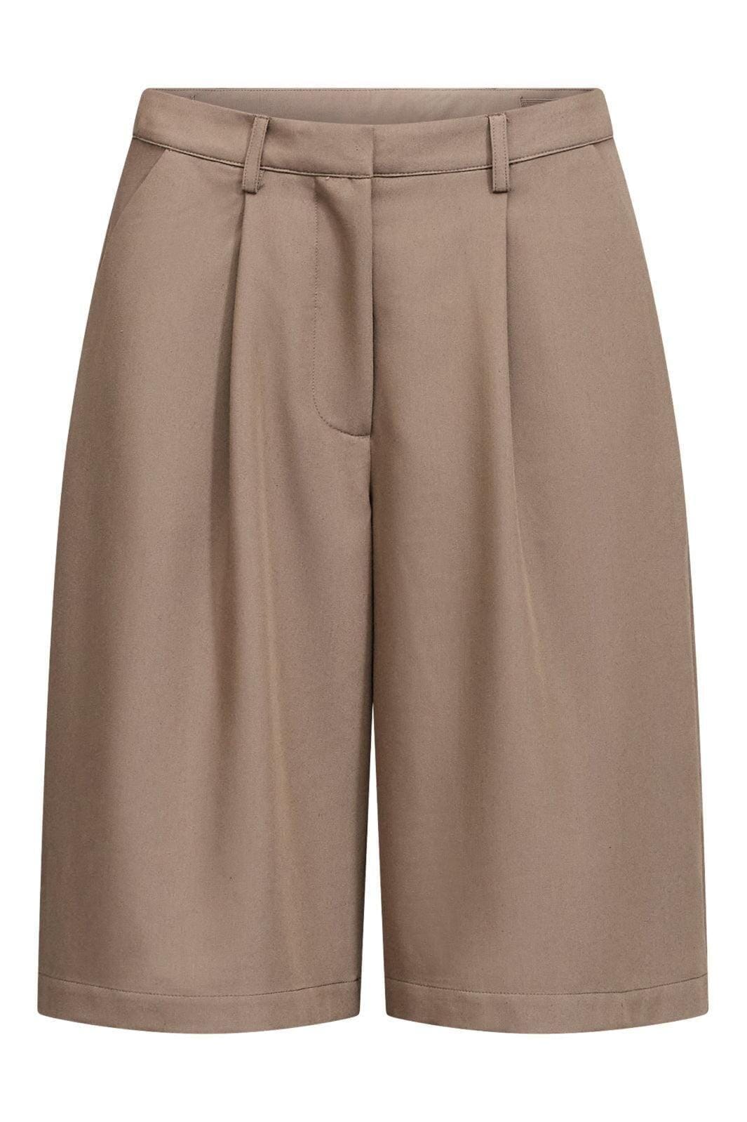 Love & Divine - Love1297 18519 - 205 - Sand Shorts 