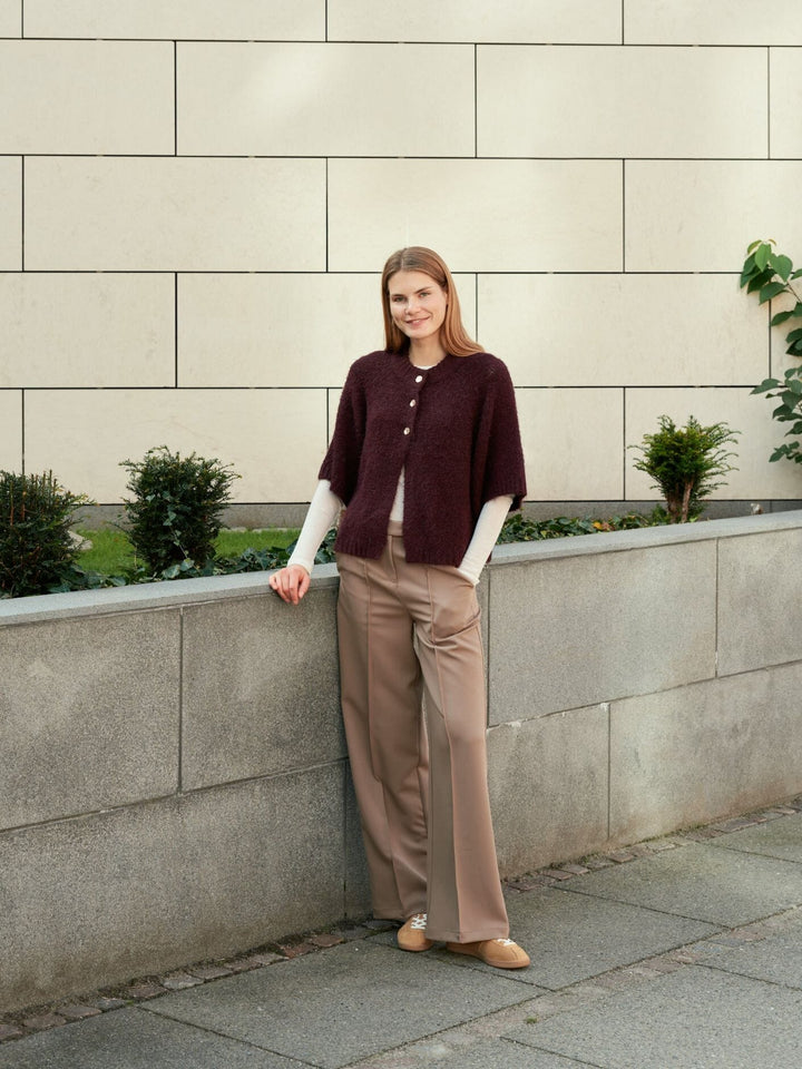 Neo Noir - Benuta Fluffy Knit Cardigan 165816 - 174 - Burgundy Cardigans 