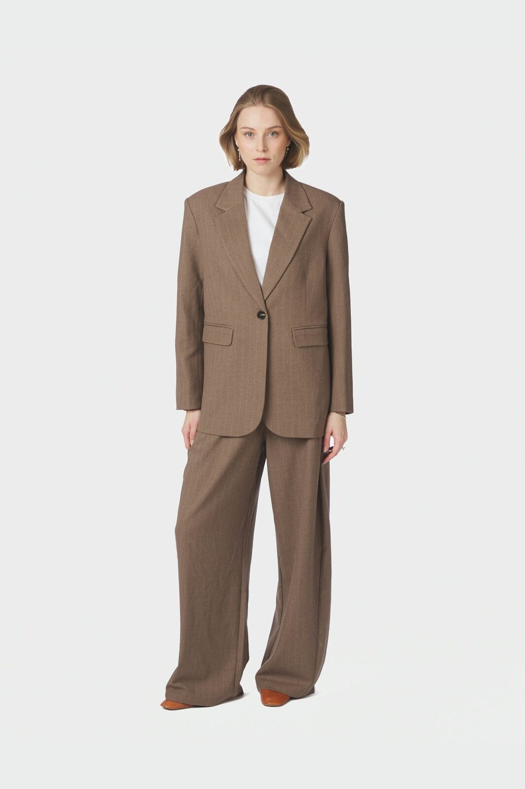 Neo Noir - Gaby Pinstripe Blazer 168204 - 214 - Taupe