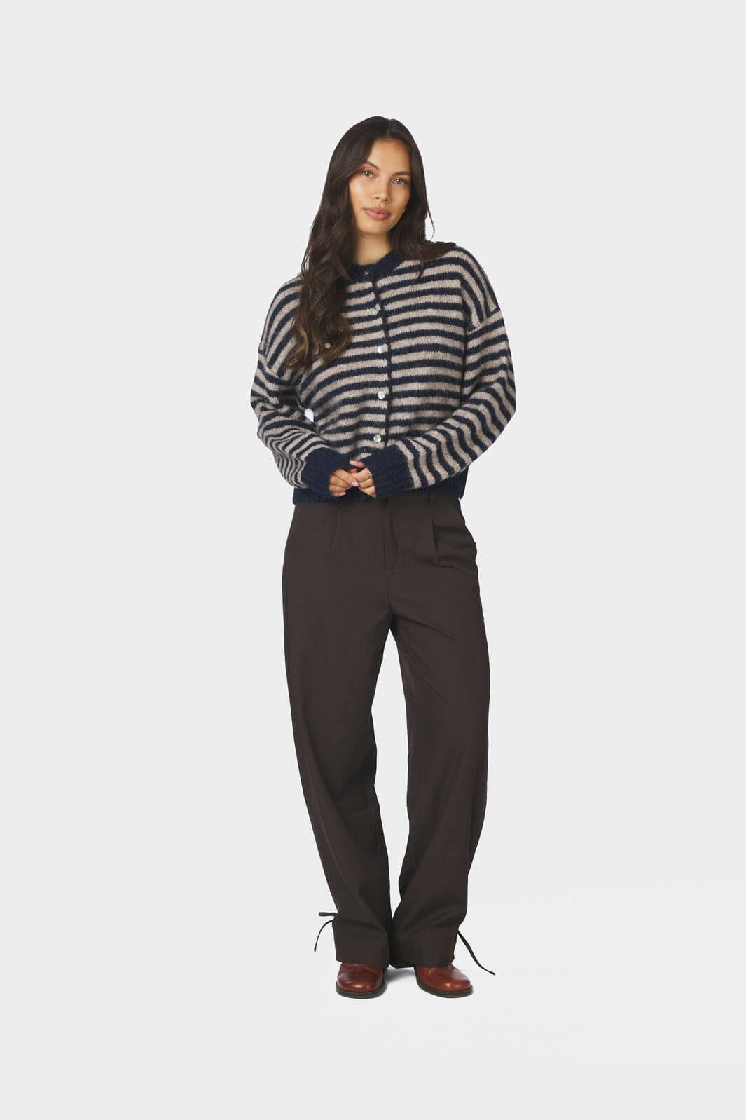 Neo Noir - Isana Stripe Fluffy Knit Cardigan 169700 - 575 - Navy Striped