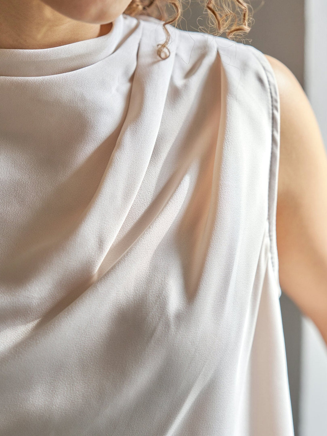 Neo Noir - Isola Drapy Satin Top 167873 - 122 - Creme Toppe 