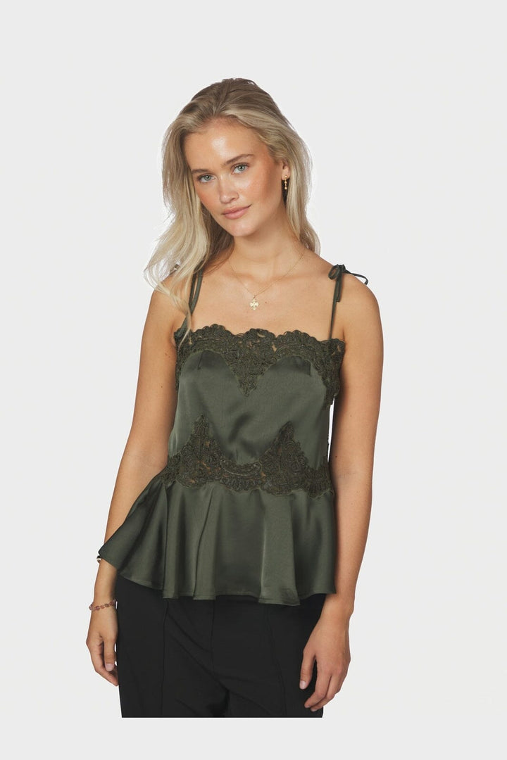Neo Noir - Kaela Heavy Sateen Lace Top 168290 - 591 - Deep Green