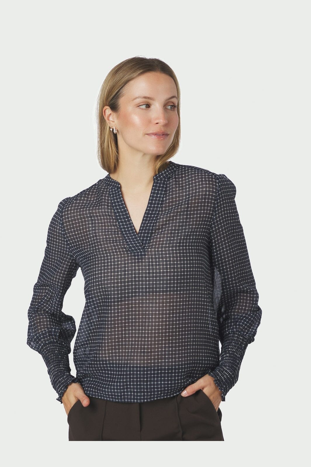 Neo Noir - Landa Simple Check Blouse 171000 - 141 - Navy
