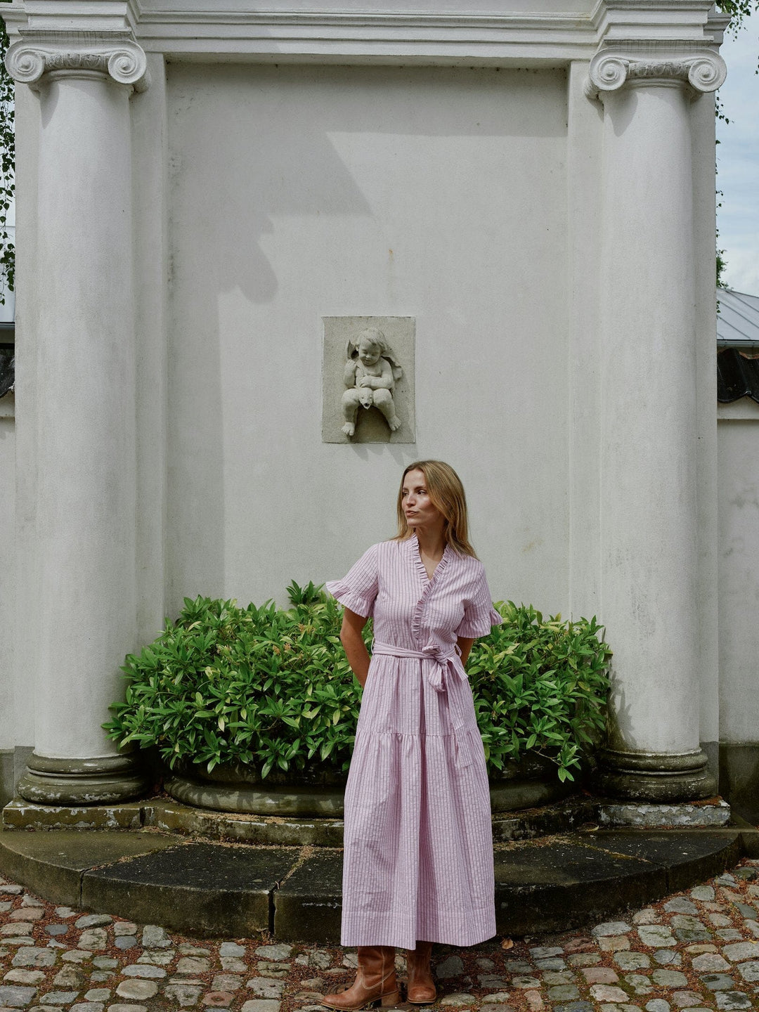 Neo Noir - Nessie Structure Stripe Dress 169739 - 754 - Light Pink Kjoler 
