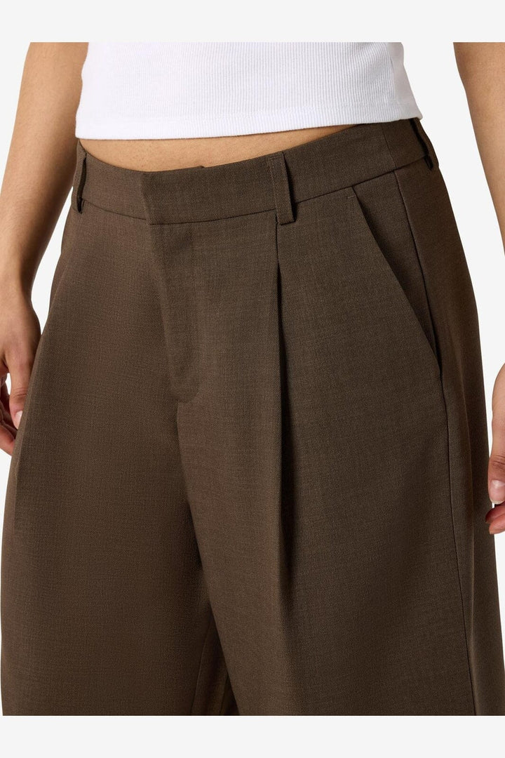 Noisy May - Nmmonna Maile Bermuda Shorts - 5115581 Chocolate Brown