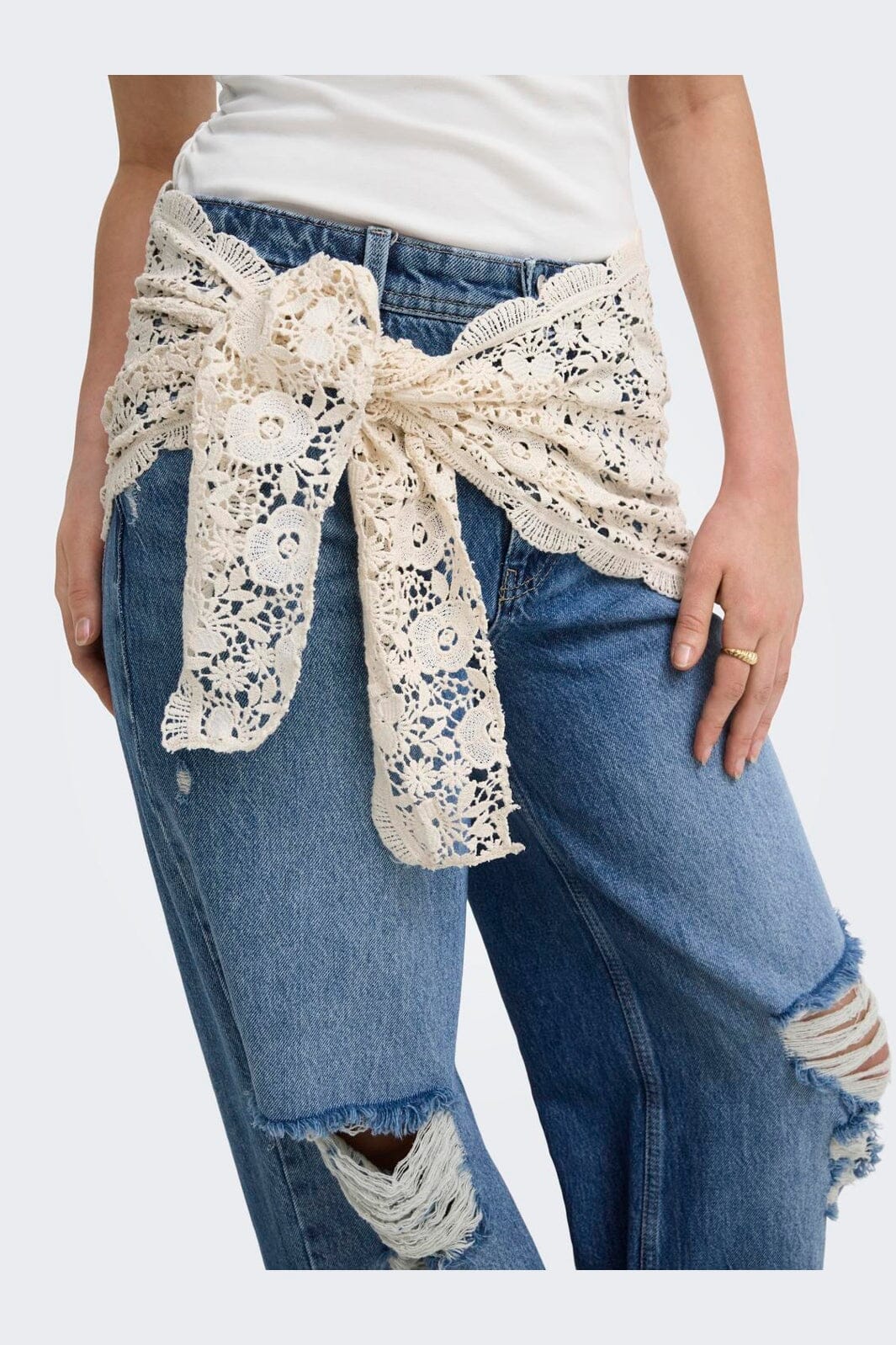 Only - Onlcarrie Reg Crochet Des Wide Dot - 5102334 Medium Blue Denim Crochet Belt