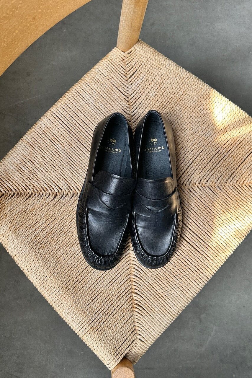 Phenumb Copenhagen - Whisper Leather Soft PB-E01-WHISP - Black Loafers 