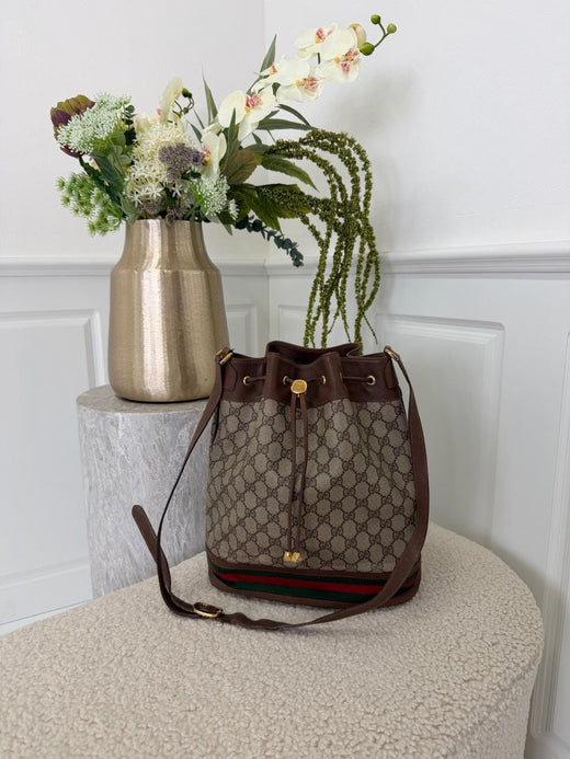 Preloved Vintageline X Molly&My - Vintage Gucci Gg Supreme Bucket Bag 3395 - Web Stripe Tasker 