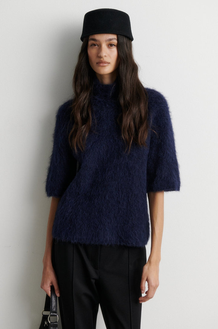 Second Female - Karla Knit SS 59913 - 5994 Night Sky Strikbluser 