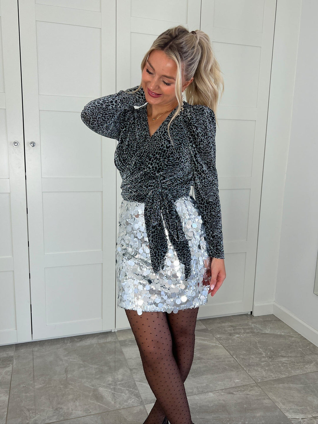 Valentin Studio - Shimmer Skirt 1013 - Silver 